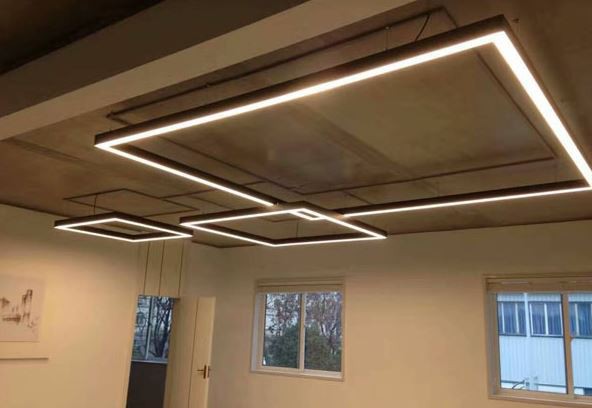 Diffuser plate for linear lighting.1