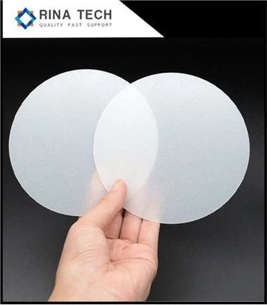 Panel plastového difúzora svetla